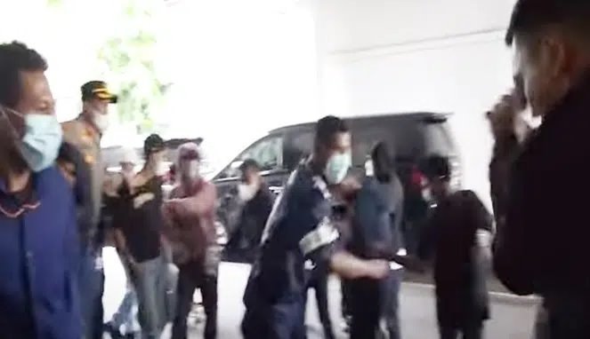 Ricuh di Acara Silaturahmi Diaspora, Preman Merusak, Polisi Diam Saja