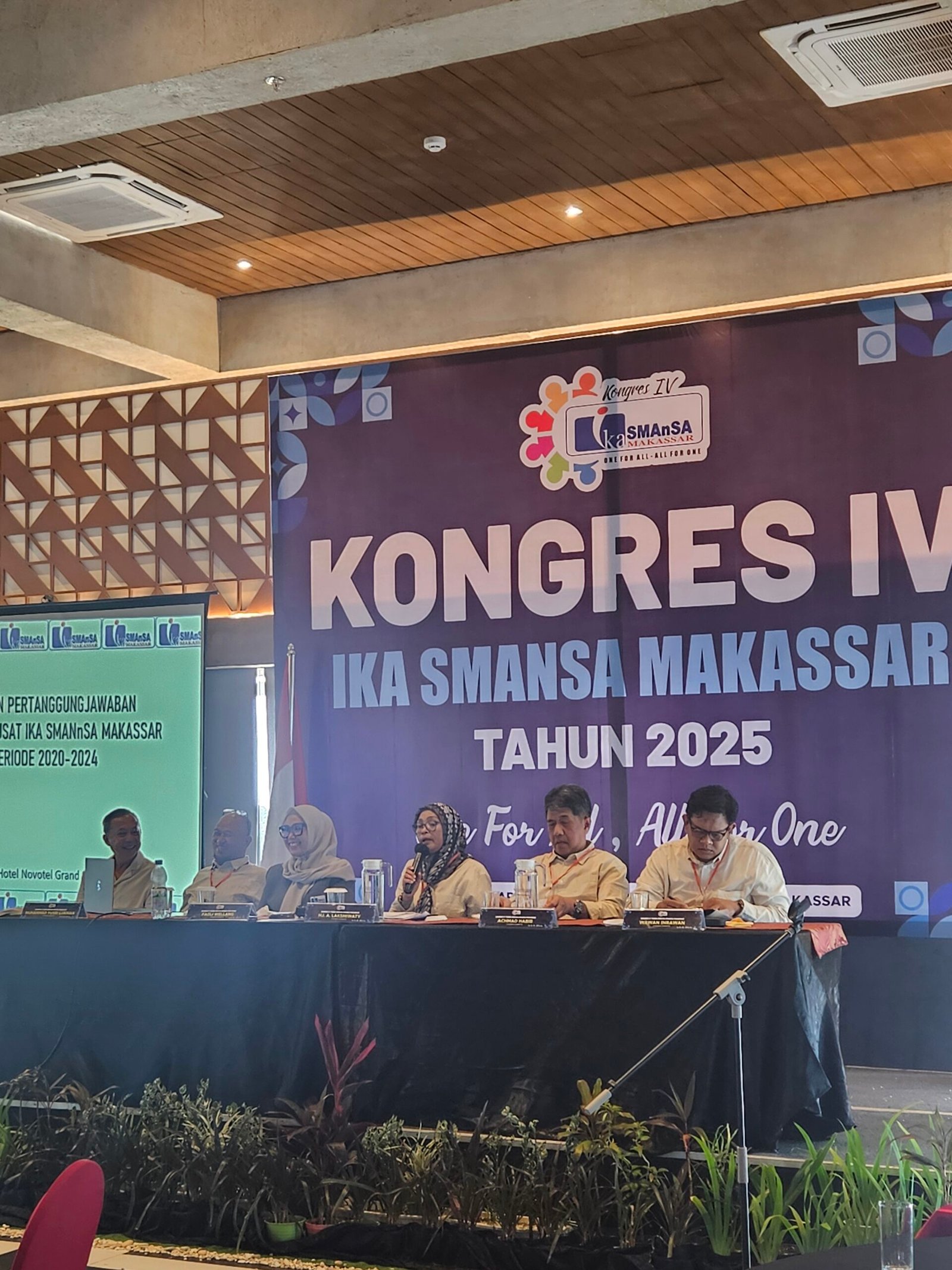 Sidang Pleno I Kongres IV IKA SMANSA Makassar