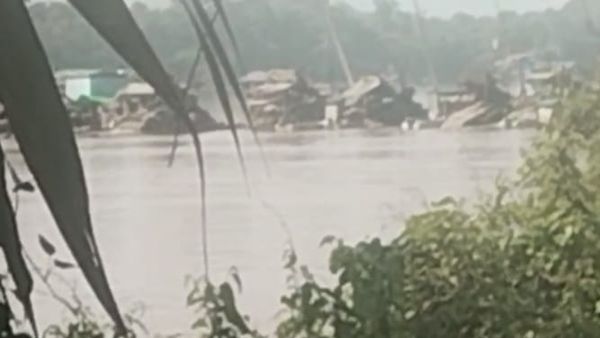 Suara Mesin Tambang Menggelegar di Sekadau, PETI Berjalan Terang-Terangan