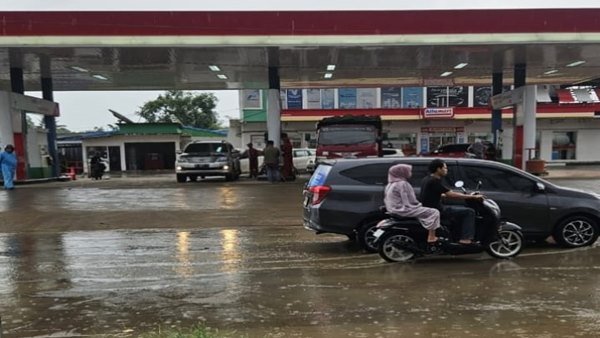 SPBU Moncongloe Diduga Main Curang, Solar Dibatasi dan Dikenai Biaya Admin