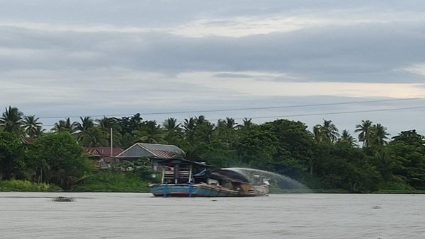 Kasat Reskrim Belum Bertindak, Penyedot Pasir 'Ilegal' di Desa Lea Makin Subur