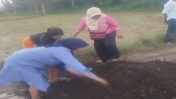 Jalan Seperti Kubangan, Pemkab Jeneponto Dinilai Gagal Total Urus Infrastruktur