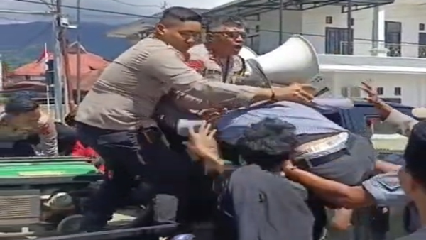 Video 'Angkut-Angkut' Saat Demo Viral, FRI Desak Kapolda Sultra Copot Kapolres Bombana