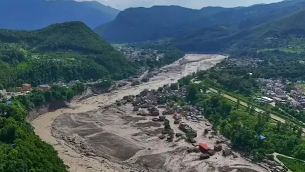 Longsor Dahsyat Terjang Perbatasan Nepal-China, 8 Tewas dan 384 Hilang