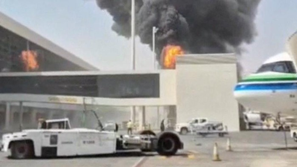 Houthi Gempur Riyadh, Bandara dan Fasilitas Sipil Rusak